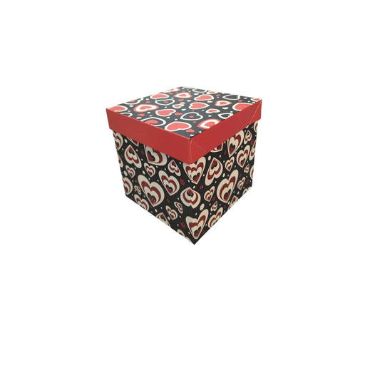 HEART GIFT BOX 15X15X15CM