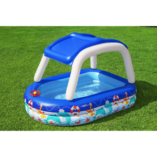 piscina inflable familiar con sombra azul vista lateral en jardín