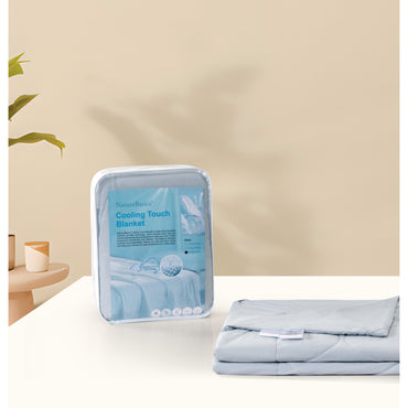 Ropa de cama fresca para verano con manta refrescante y suave color azul claro