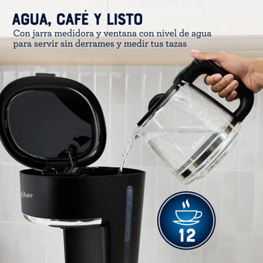 Cafetera programable 12 tazas Oster con jarra medidora y ventana de nivel de agua