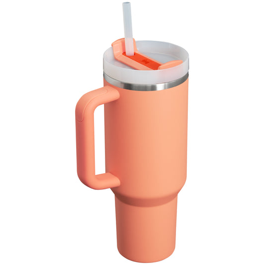 Vaso Stanley Quencher 40 oz Honduras en color melón con tapa y popote integrado