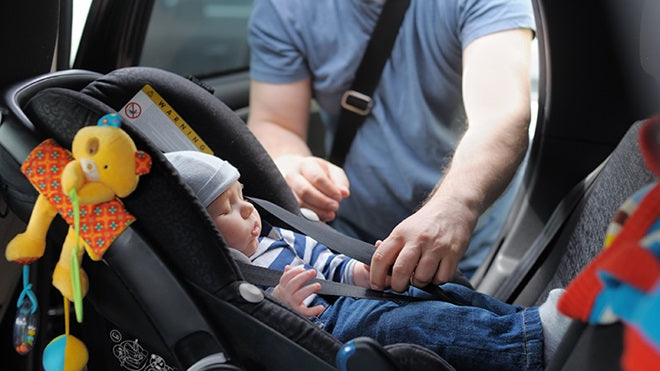 SILLA PARA CARRO