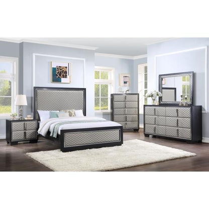 NICOLA QUEEN BEDROOM WITH 2 NIGHT TABLES