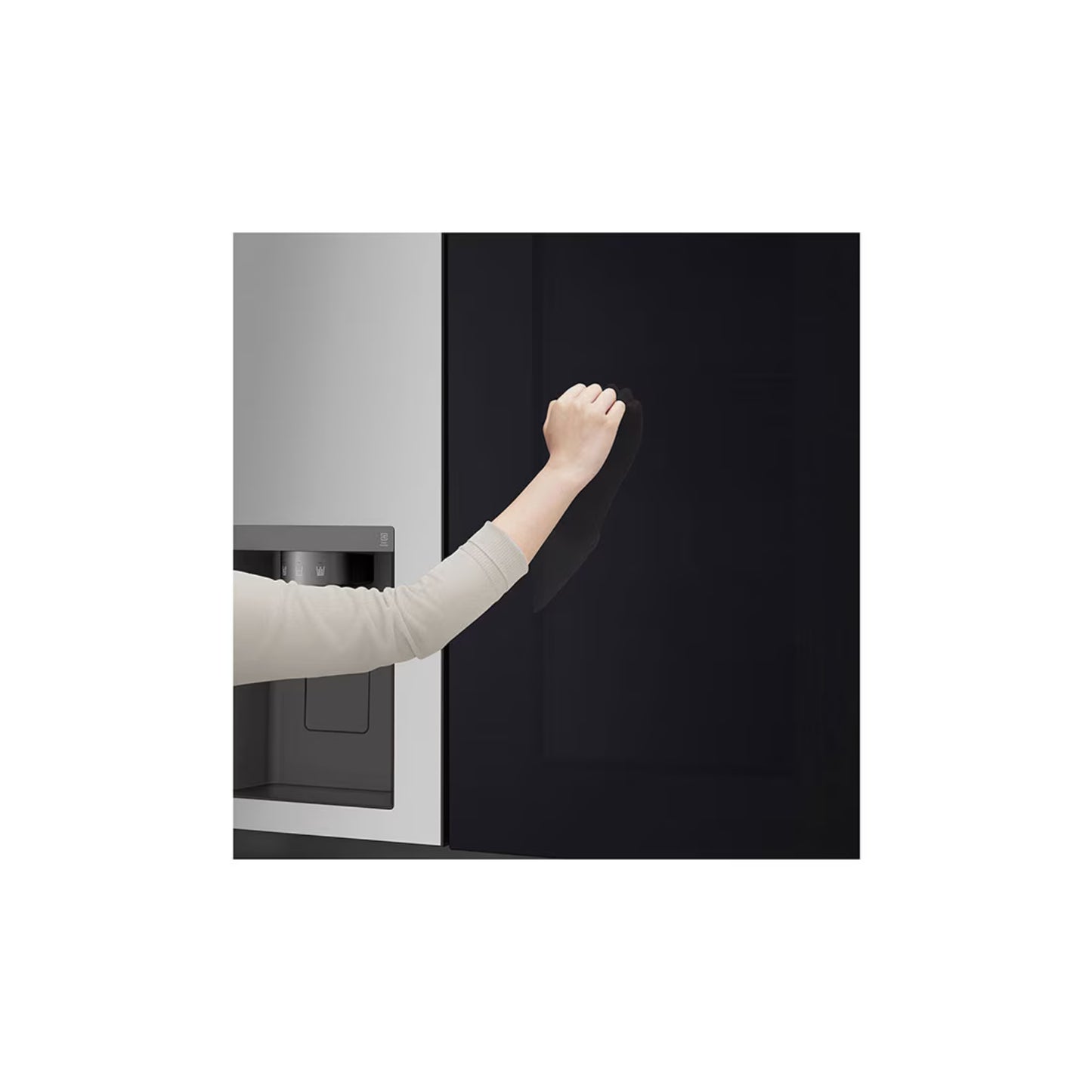 Refrigeradora Side By Side 22.4pᶟ (Net) / 24pᶟ (Gross) ThinQ™ InstaView™ Smart Inverter Silver