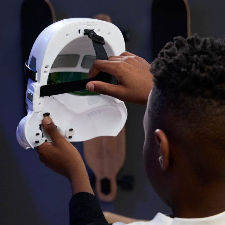 SW STORMTROOPER FEATURE MASK