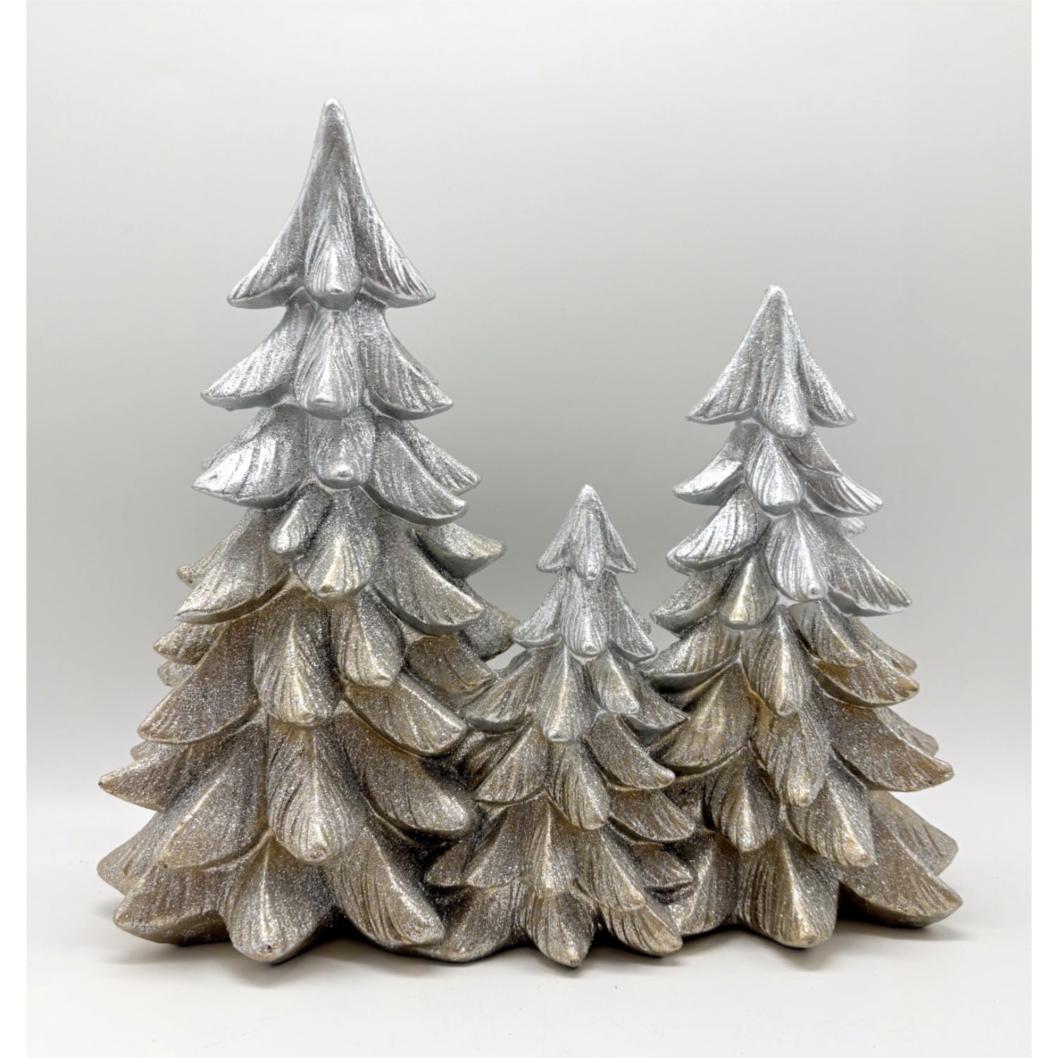 NAV ADORNO ARBOL RESINA PLATA 28CM