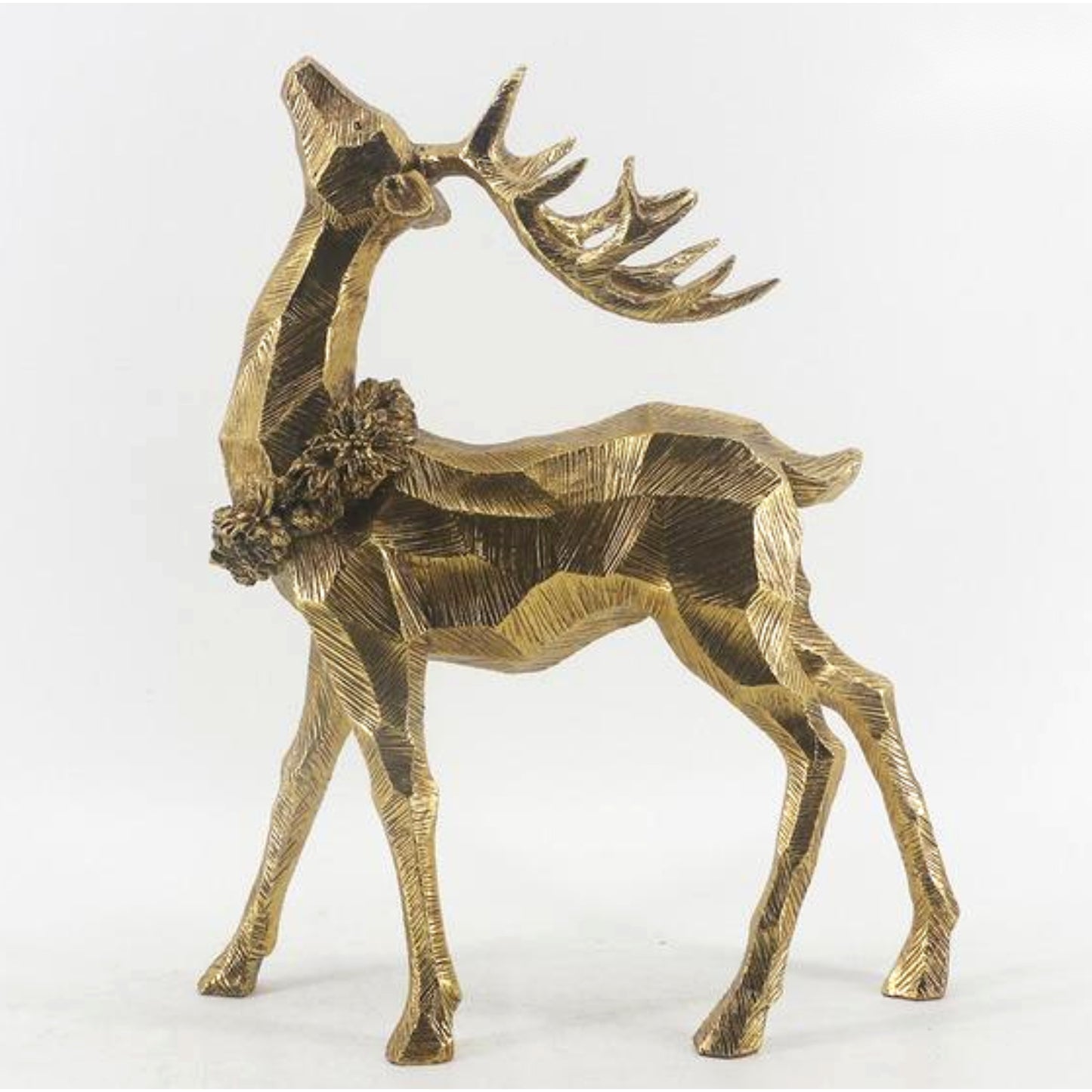 NAV ADORNO VENADO ORO 36CM