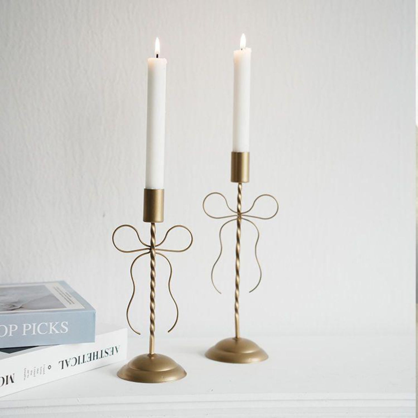 CANDELABRO SENCILLO CCHONGO DORADO 27CM