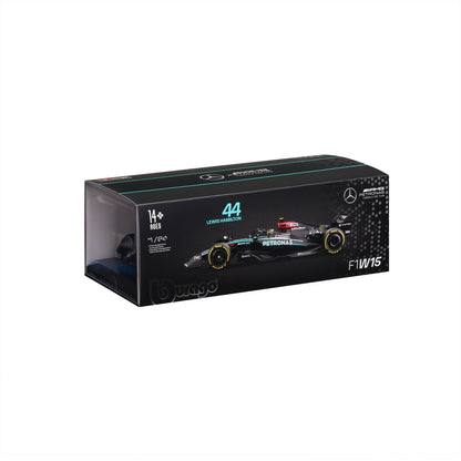 CARRO F1 A ESCALA 1:24 MERCEDES W15-24 C/CASCO