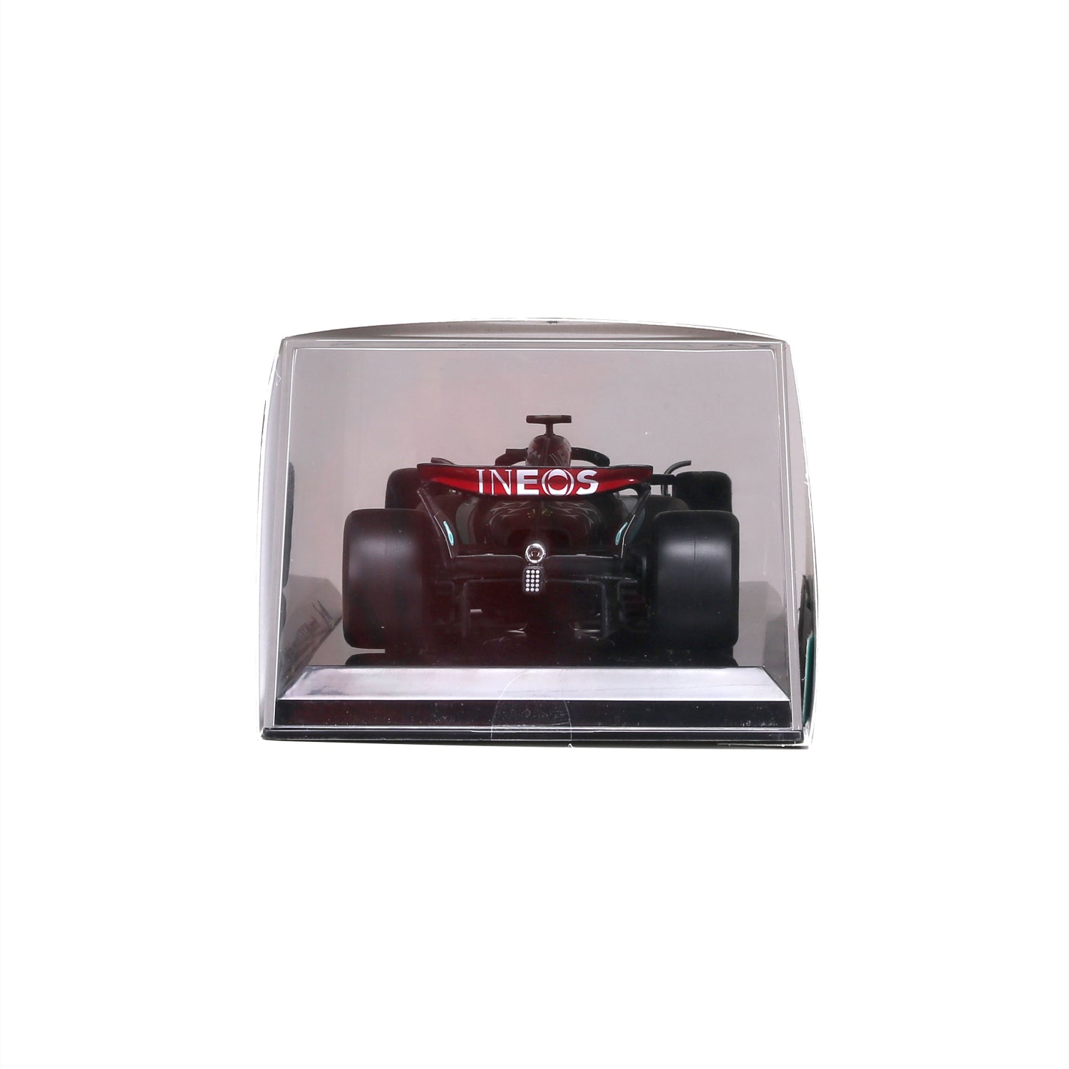 CARRO F1 A ESCALA 1:24 MERCEDES W15-24 C/CASCO