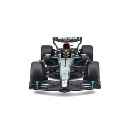 CARRO F1 A ESCALA 1:24 MERCEDES W15-24 C/CASCO