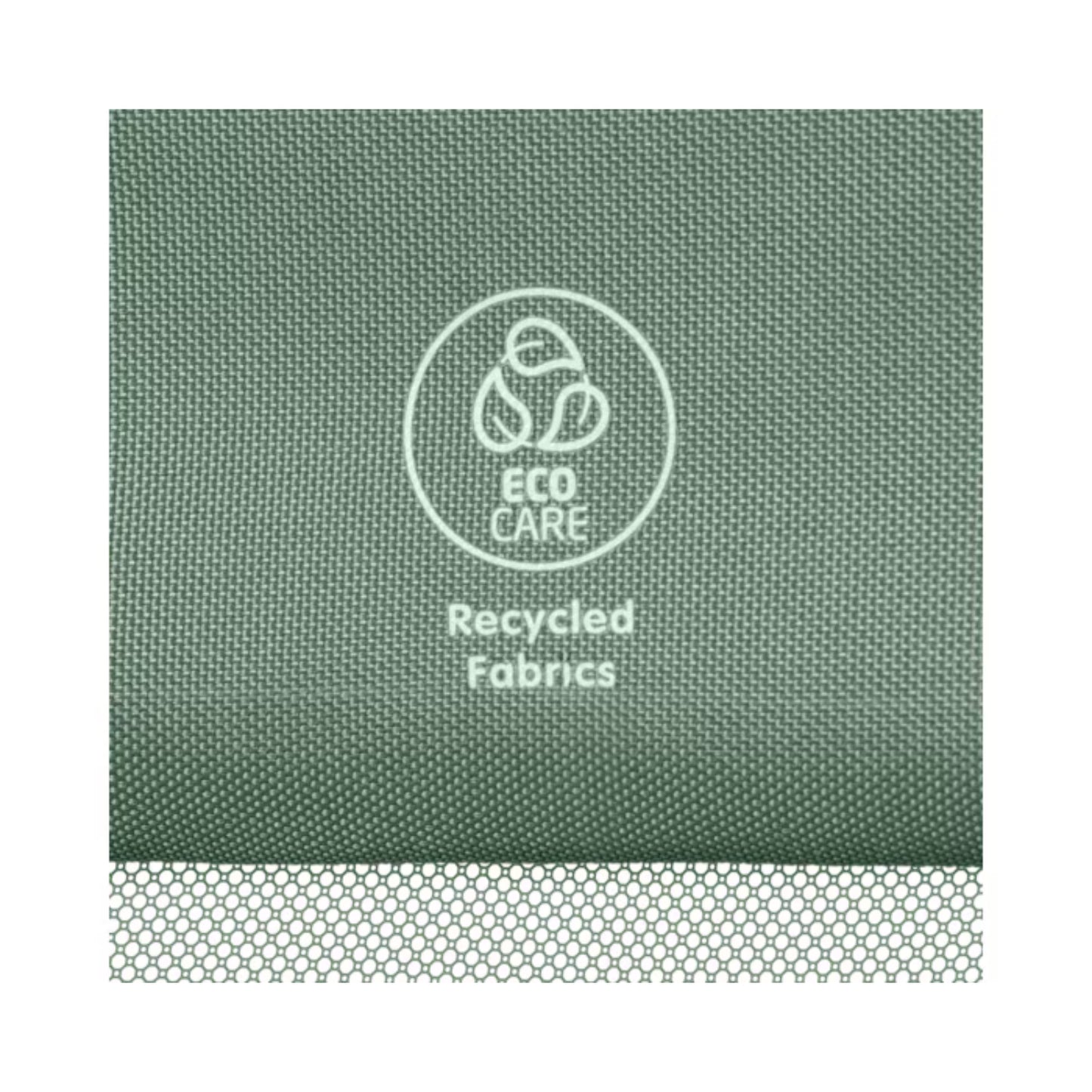 Corral MAXI COSI verde con tejido reciclado y logotipo Eco Care en primer plano
