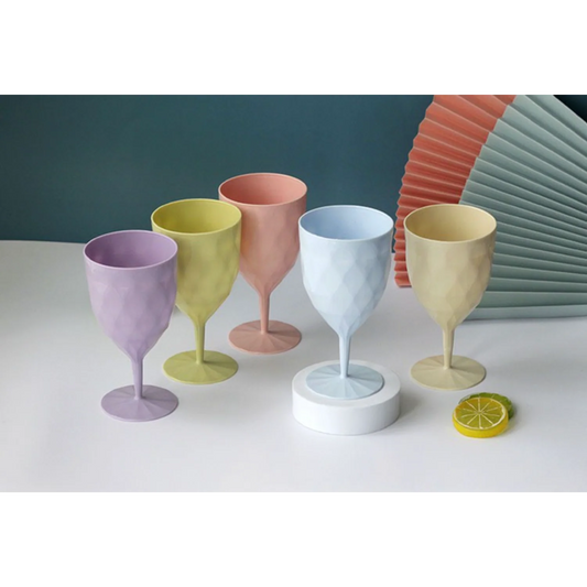 Set of 5 Assorted Plastic Cups