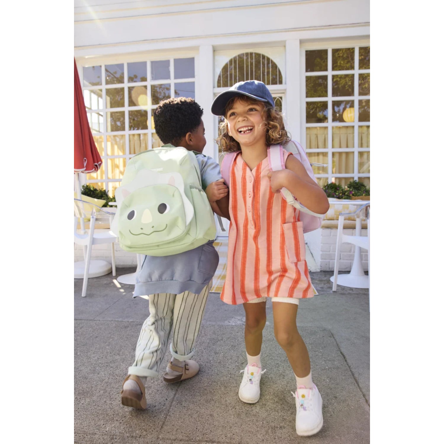 MOCHILA PARA NIÑO PEQUEÑO BESTIES SQUAD DINOSAURIO