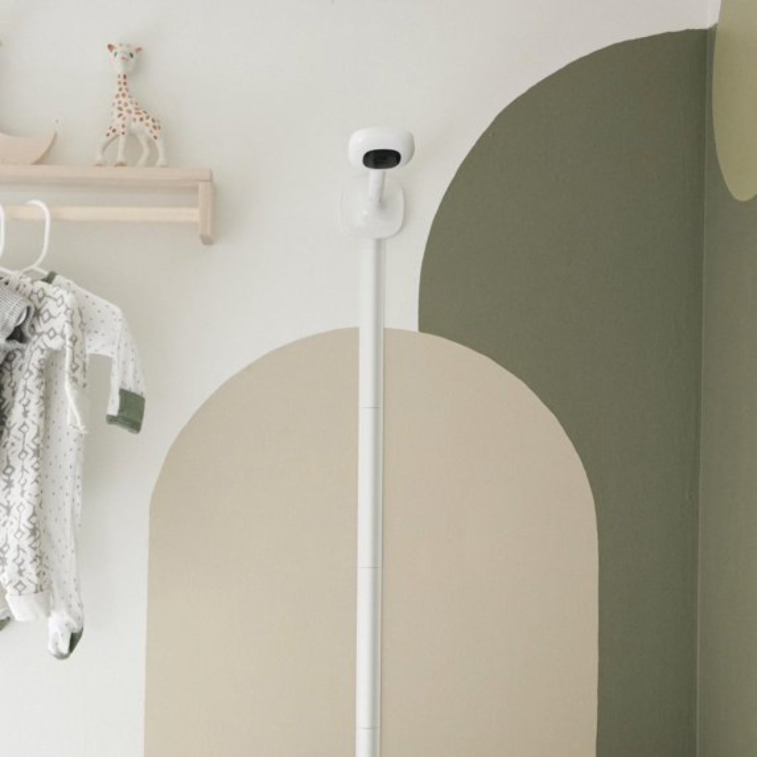Cámara y Monitor de Bebé Inteligente Nanit Pro con Montaje de Pared N311NW