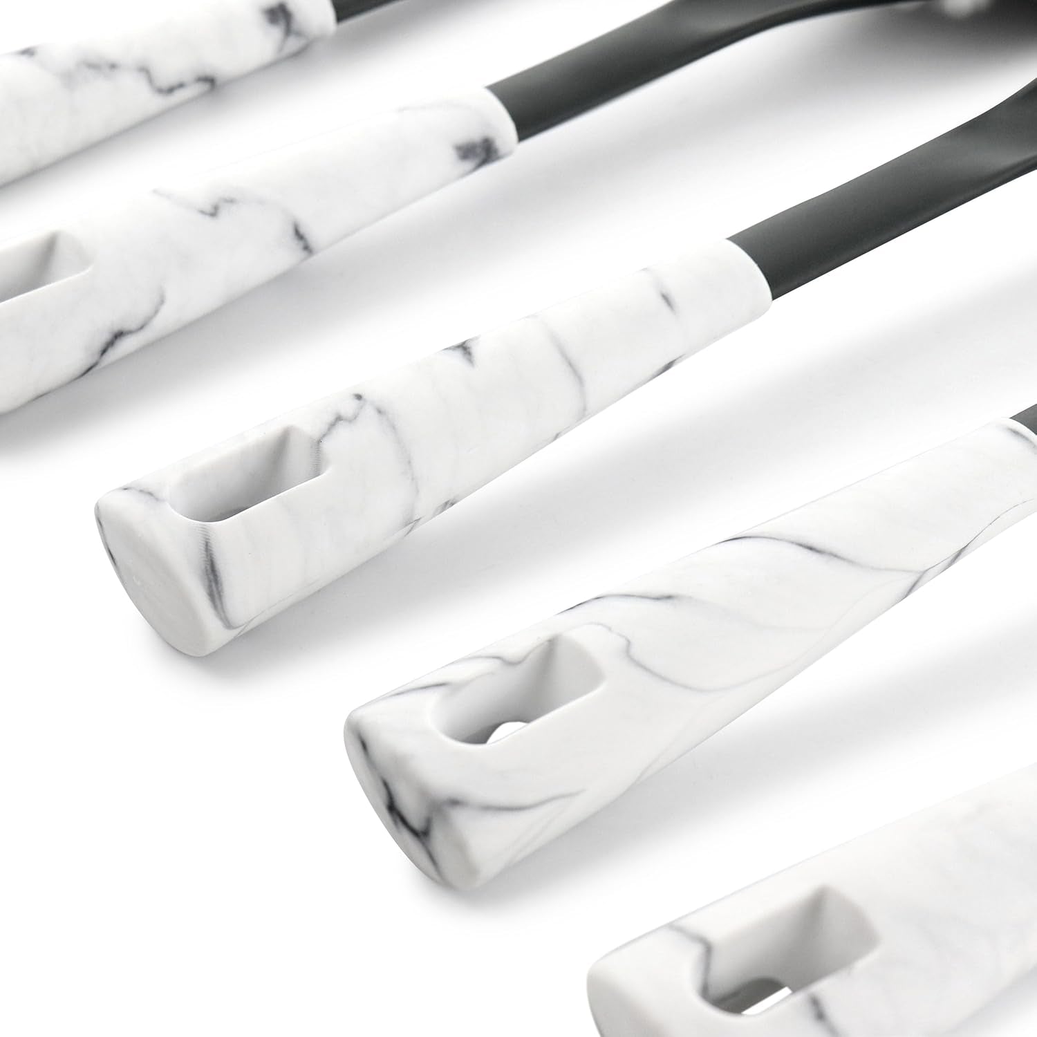 Set Utensilios Oster Evermarble 5pz Nylon Mármol Blanco 137533.05