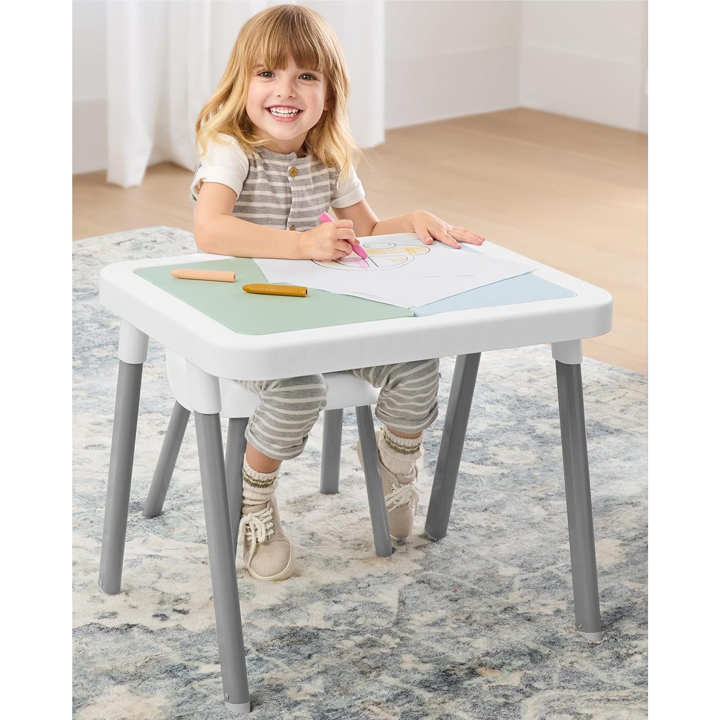 Mesa Sensorial Discoverosity 3 en 1 9Q249010