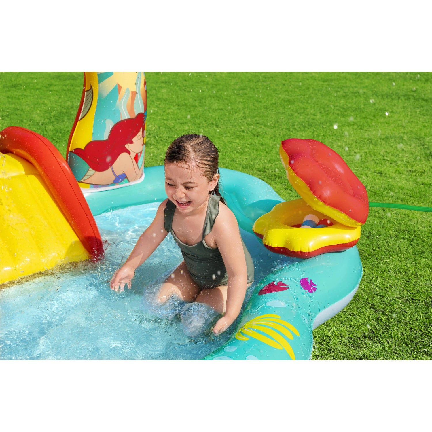THE LITTLE MERMAID INFLATABLE PLAYSET 2.21X1.93X1.