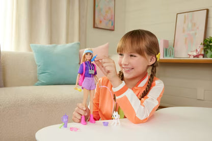 BARBIE CON MASCOSTA Y ACCESORIOS