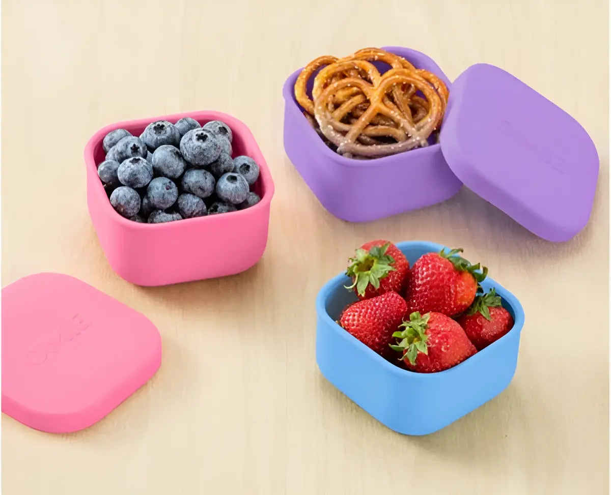Contenedor de Snacks de Silicona Omie Omiesnack Rosa OMSILC101