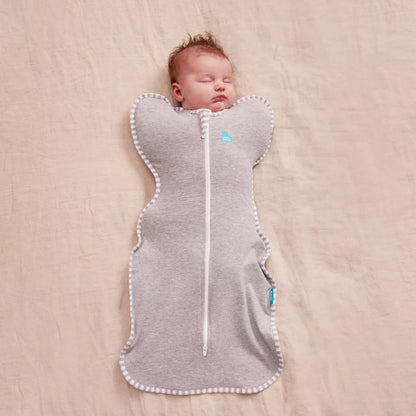 Swaddle gris claro, bebé durmiendo, suave y cómodo