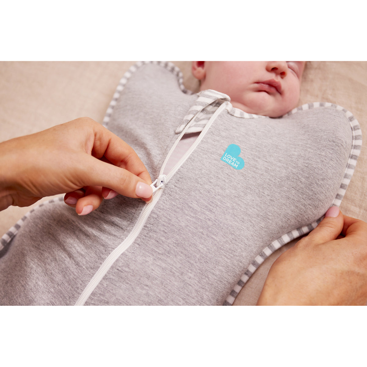 LOVE TO DREAM SWADDLE UP 0.2T ALGODÓN GRIS MEDIANO