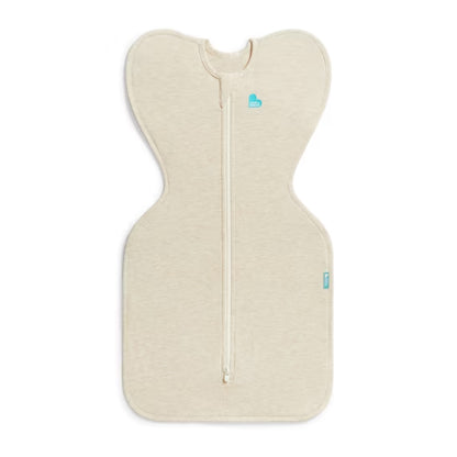 Swaddle beige de LOVE TO DREAM, vista frontal sobre fondo blanco