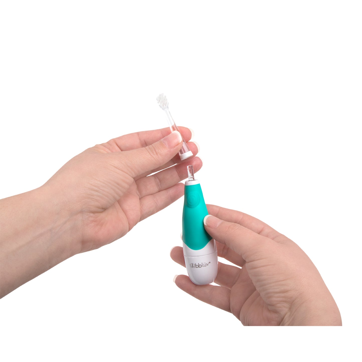 Cepillo BBLUV en manos, vista frontal, ideal para higiene bucal de bebés