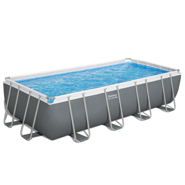 Piscina armable para exterior Bestway de color gris, vista lateral con agua