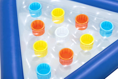 Juego de pong para piscina inflable, con coloridos vasos en un diseño triangular