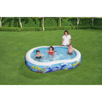 piscina inflable familiar Bestway, diseño divertido, uso en jardín