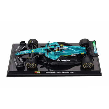 Carro F1 Aston Martin AMR25, color verde, vista superior en base de exhibición