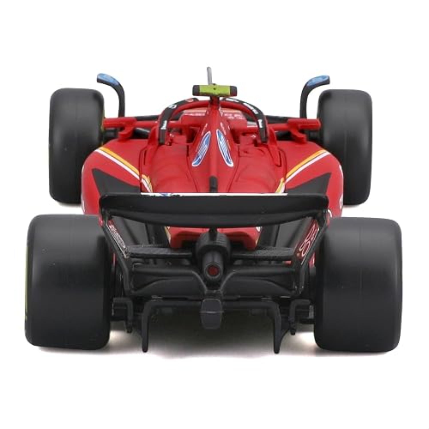 Carro rojo modelo de competición trasero, detalles realistas y llantas grandes