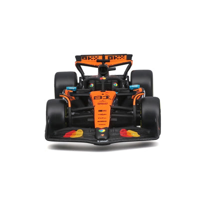 Carro Maisto modelo Fórmula 1 naranja, vista frontal en detalle
