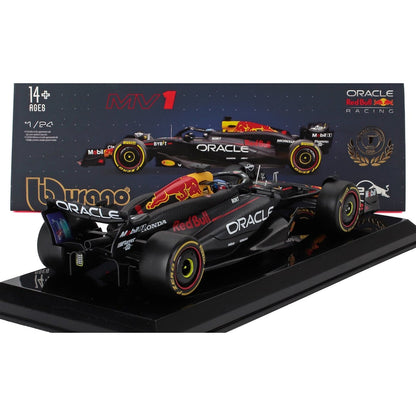 Maisto modelo de auto F1 Red Bull de color negro con detalles y base de exhibición