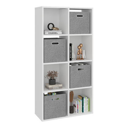 Estanter blanca con cestas grises, ideal para organizar objetos en casa