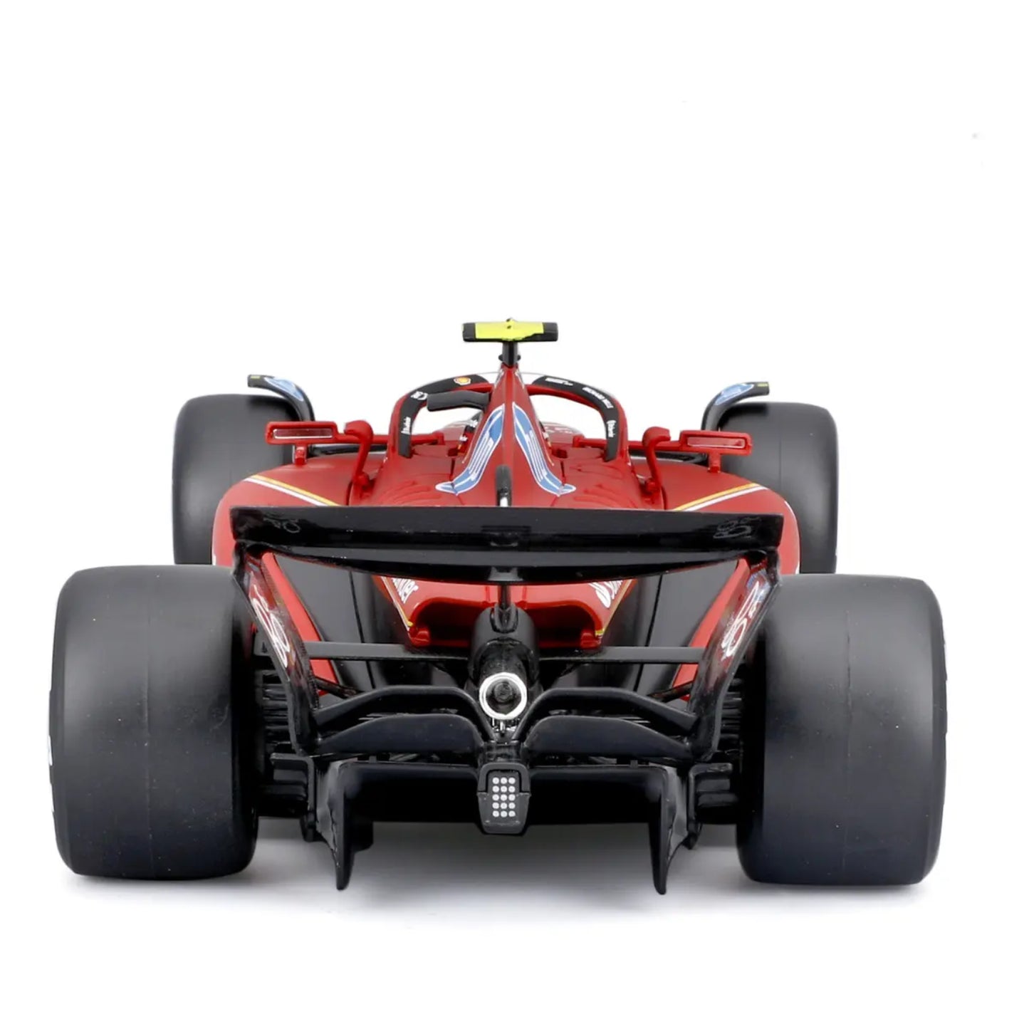 Carro MAISTO rojo modelo de Fórmula 1, vista frontal, detalles realistas
