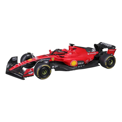 Modelo de Ferrari rojo, vista lateral, coche de carreras con detalles realistas