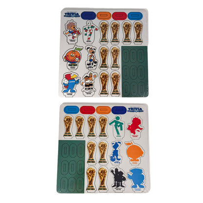 Juego de mesa trivia con personajes y trofeos, vista superior, entretenimiento familiar
