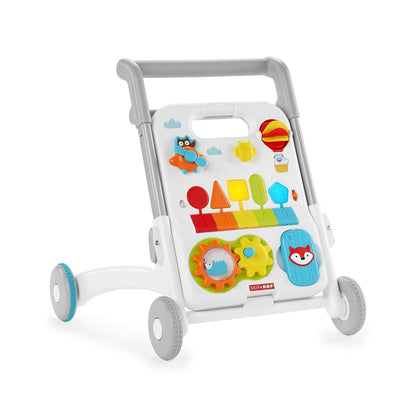 Andador SKIP*HOP con juguetes coloridos, vista frontal, ideal para niños