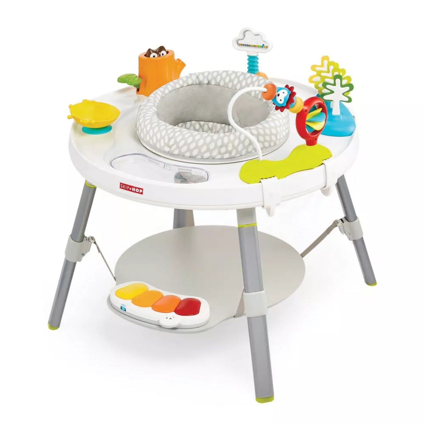 Centro de actividades para bebés blanco con juguetes y asiento gris, ideal para el juego interactivo