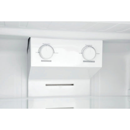 Interior del refrigerador Frigidaire con controles de temperatura, ideal para comprar refrigerador Frigidaire en Honduras