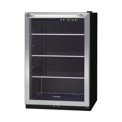Enfriador Frigidaire negro con puertas de vidrio y estantes internos
