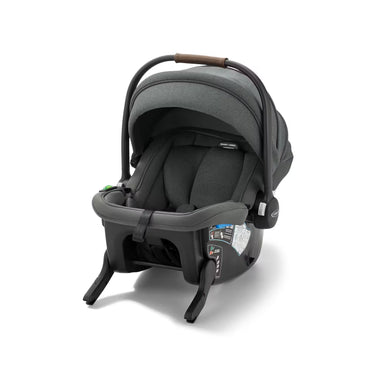 Asiento de auto Graco LL030202 gris desde el frente, ideal para bebés