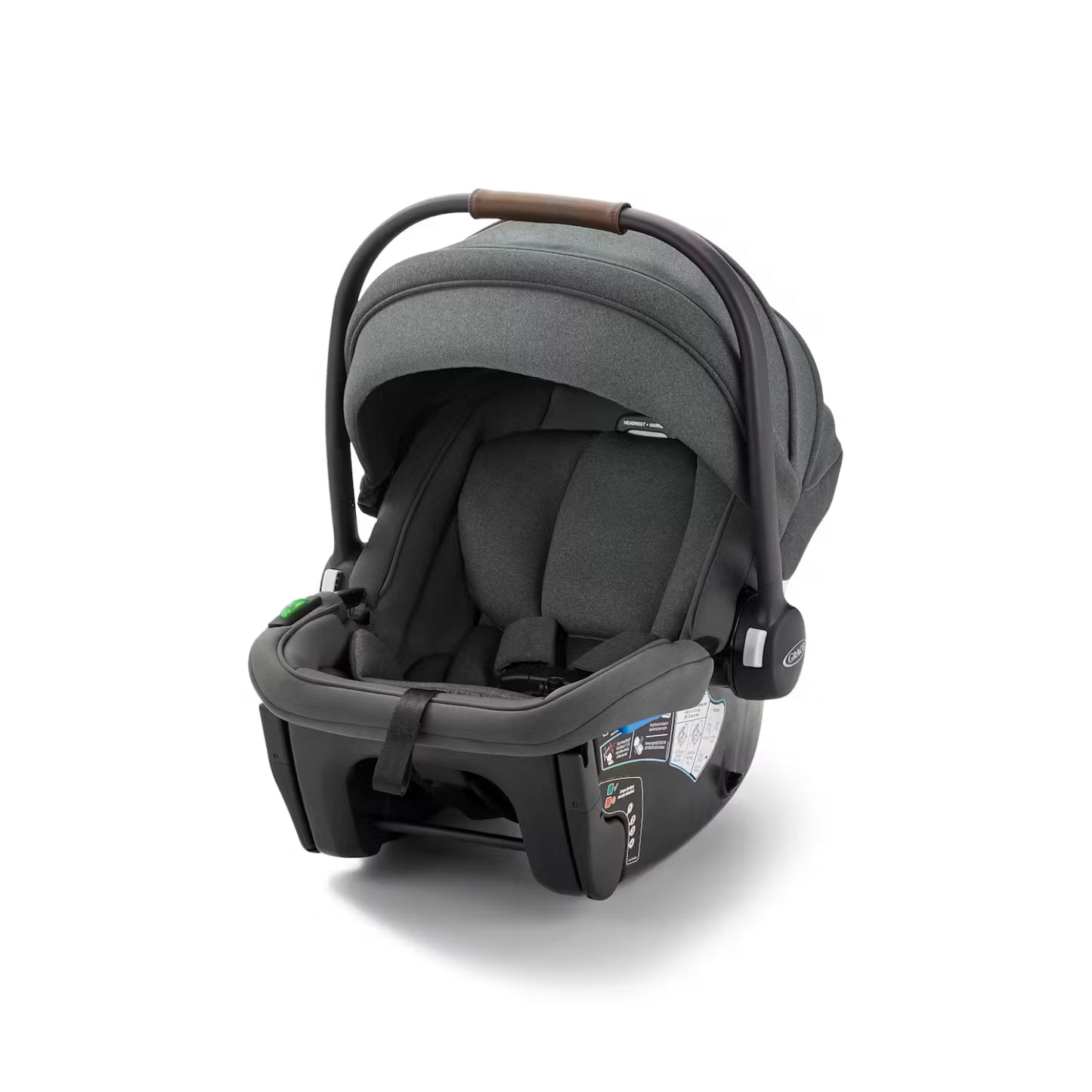 Silla de auto GRACO gris oscuro, vista frontal, diseño seguro y cómodo para bebés