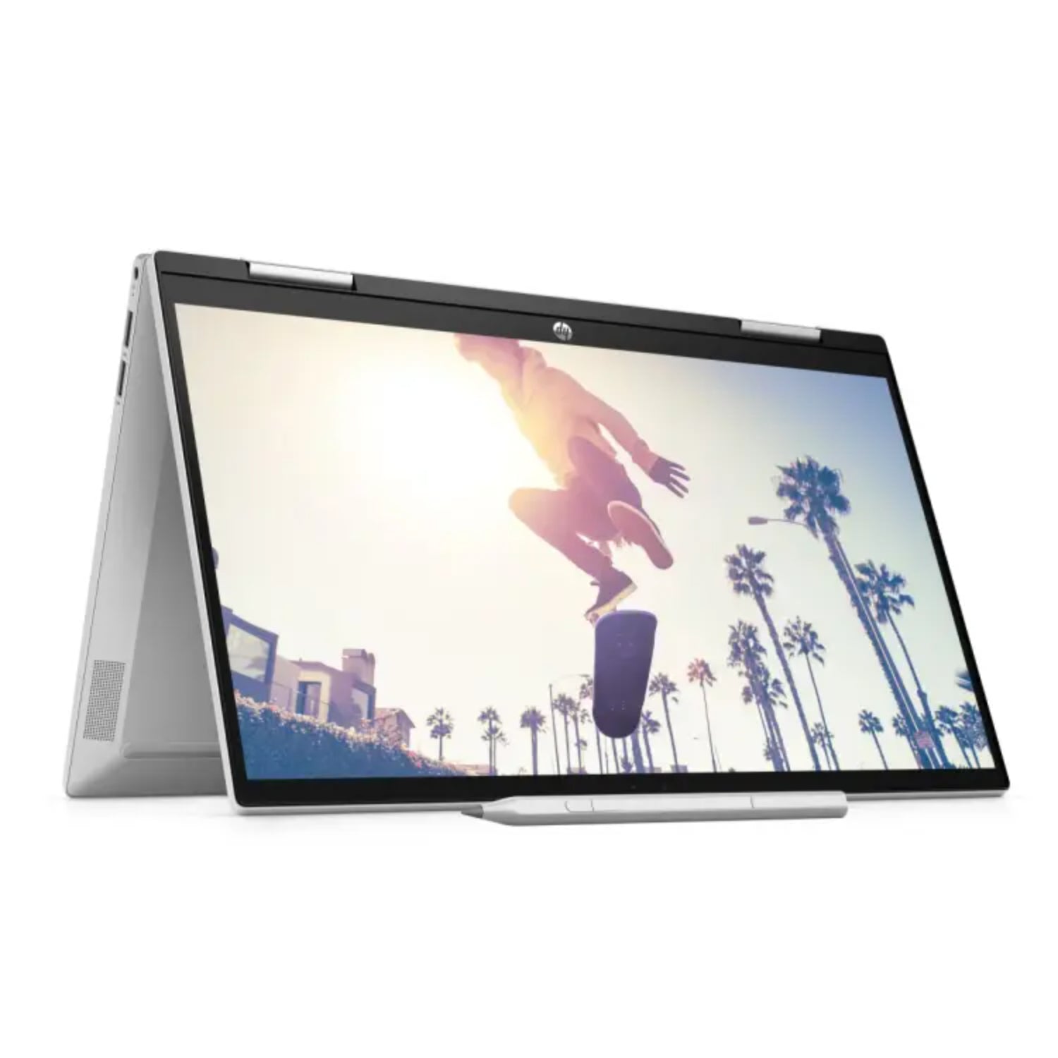 Laptop HP gris con pantalla táctil, vista lateral en uso multimedia