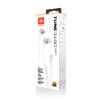 Auriculares USB C JBL Tune 310 en blanco, vista frontal, paquete con controles de llamada