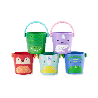Cubos de colores SKIP*HOP con diseños de animales, ideales para juegos y almacenamiento