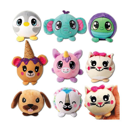 Juguetes de peluche en forma de animales coloridos, vista frontal, ideal para niños