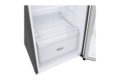 Interior de la refrigeradora LG 7 pies top mount con cajón transparente para almacenamiento eficiente